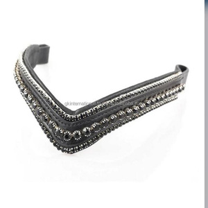 Banda de cuero negro con forma de V para cejas de caballo, cadena de diamantes de imitación con cristales negros de triple fila, venta al por mayor de fábrica - Product Image 2