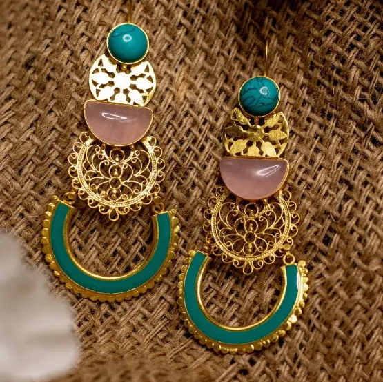ต่างหูเงิน Kundan สีเขียวทองต่างหูมุกวงกลมสีทองต่างหูอินเดียเครื่องประดับงานแต่งงาน