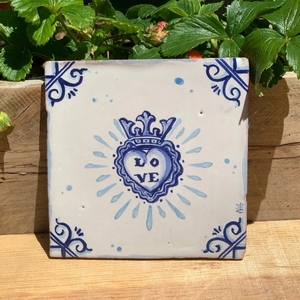 Azulejos de <span class=keywords><strong>Cerámica</strong></span> Azul Estilo Portugués Hechos a Mano, Diseño Único Retro en Forma de Corazón, Decoración Rústica para Interiores - Product Image 5