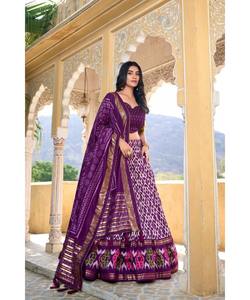 Lavisa Heavy Pink Lahenga y Choli con lentejuelas para mujeres Indian Girls Festive Bridal Party Wear - Product Image 1