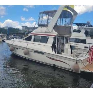 Silverton 37 Convertible de 1999 con Motor Interior - Product Image 2