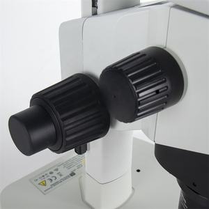 Microscopio estéreo médico fluorescente/Microscopio de campo oscuro estéreo con fuente de luz de cámara - Product Image 5