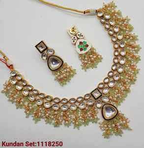 <b>INDIAN</b> TRADITIONAL and FASHIONABLE COPPER <b>JEWELLERY</b> BRIDAL WEDDING <b>JEWELLERY</b> <b>SET</b> for WOMEN EARRINGS and NECKLACE <b>SET</b> - Product Image 2