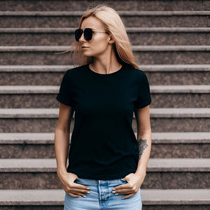 Camiseta Clásica para Mujer, Tejido Elástico Cómodo, Corte Moderno, Color Sólido, Ideal para Uso Casual en la Oficina, Ropa de Calle, Calidad de Exportación - Product Image 3