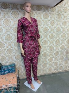 Presentando New Super Hit Trending cuello estampado viscoso Kurtis bottom set para mujeres venta en línea - Product Image 2