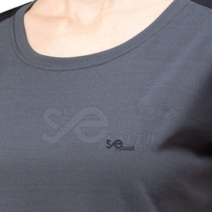 Camisetas con logotipo e impresión personalizados para mujer, de alta calidad, ajustadas, de secado rápido y transpirables, servicio OEM - Product Image 4