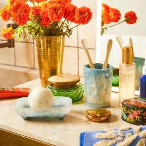 Resin Style Soap Holder Shampoo Dish Soap Box Resin by faizacraft - Product Image 1