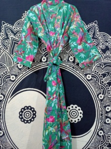 Kimono estampado de algodón listo para el verano para mujer tela suave con hermosos estampados Ideal para ropa de playa trajes casuales o descansar - Product Image 6