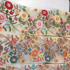 Bas prix coton indien broderie dentelle tissu dentelle accessoires pour robes décoration florale - Product Image 1