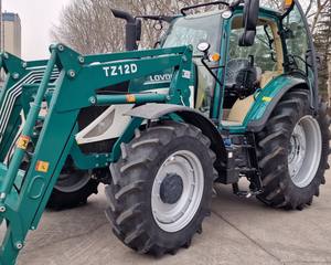 Performances élevées pour tracteur 4x4 70 CV avec moteur et pompe pour usage agricole - Achetez maintenant en stock, livraison rapide garantie - Product Image 1