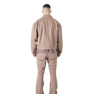 เสื้อกันลมผู้ชายแบบมีฮู้ด รุ่นใหม่ล่าสุด ผลิตตามสั่ง (OEM) ขายส่ง ระบายอากาศได้ดี มีกระเป๋าหลายช่อง ทรงปกติ ผลิตจากโพลีเอสเตอร์ เหมาะสำหรับใส่ลำลองในฤดูหนาว - Product Image 3