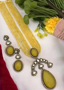 Ensemble collier et boucles d'oreilles Polki plaqué or antique, haute qualité, pour mariage, fêtes, cadeau de mariée fait main en laiton - Product Image 2