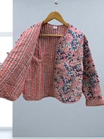 Veste courte matelassée légère pour femme, motif floral rose, en coton biologique respirant et écologique, imprimée à la main, boutonnée, pour l'hiver