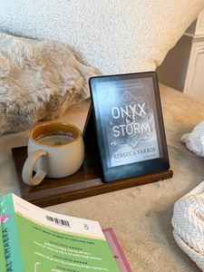 Regalos para Amantes de los Libros, Soporte Plegable para Libros, Soporte Triangular para Libros con Portavasos - Product Image 2