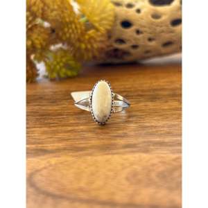 Harris Largo Howlite Sterling Silver Ring Size 8-Bezel Set <b>Fashion</b> Jewelry - Product Image 1
