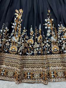 Fancy Wedding Party Wear Faux Georgette hilo con secuencia bordado trabajo Lehenga & Choli con borde de encaje de cuatro lados Dupatta - Product Image 4