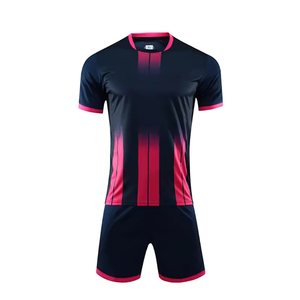 Ensemble de maillots de football personnalisés de haute qualité pour hommes, séchage rapide et uniforme de football respirant pour adultes - Product Image 1