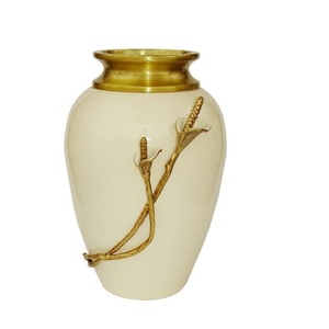 Nouveau vase à fleurs en métal personnalisé support de vase à fleurs de style à la mode pour la décoration de mariage d'hôtel et de restaurant de luxe - Product Image 1