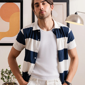 เสื้อโปโลกระดุมแถวเดียวสำหรับผู้ชายเสื้อโปโลกระดุมแถวเดียวพิมพ์ลายวินเทจ - Product Image 2