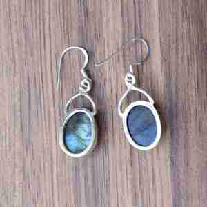 Pendiente bohemio hecho a mano de piedras preciosas de labradorita Flash azul de calidad superior - Product Image 6