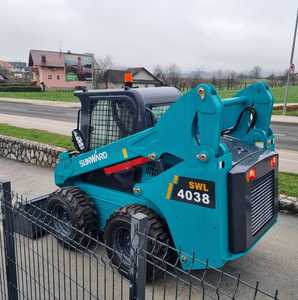 Chargeuse compacte sur pneus Sunward SWL 4038, diesel, avec godet, équipement de construction - Product Image 5