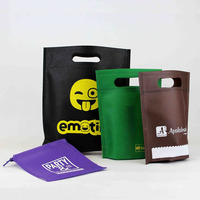 Sacs d'épicerie réutilisables en tissu non tissé personnalisés, sacs cadeaux dorés, sacs fourre-tout non tissés avec logo imprimé sur mesure