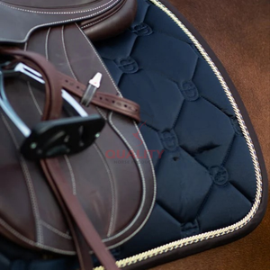 Tapis de selle de cheval anglais haute Performance Structure matelassée respirante Matériau durable pour tapis de selle d'entraînement et de compétition - Product Image 3