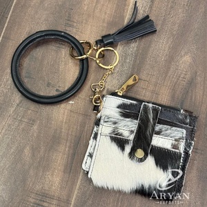 2025 diseñador de moda personalizado cuero de vaca Real Tarjetero con muñequera redonda llavero cremallera monederos para mujer - Product Image 1