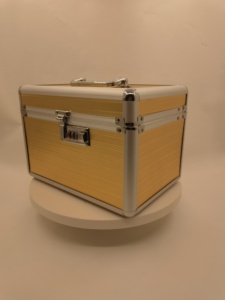 Très bon prix Trousse <span class=keywords><strong>de</strong></span> maquillage en métal avec serrure à code combiné en aluminium doré Vanité avec miroir et tiroir - Product Image 2