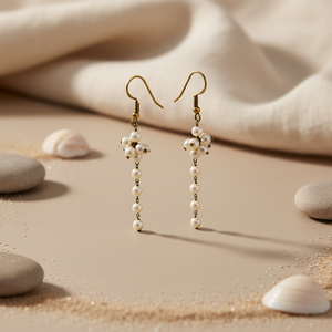Boucles d'oreilles élégantes en perles pour femmes, cadeau parfait pour les amateurs de bijoux élégants - Product Image 1