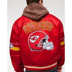 Fabricants en gros de vestes de baseball en satin brodées personnalisées pour hommes, veste universitaire, veste brodée avec casque, personnalisation du nom - Product Image 2