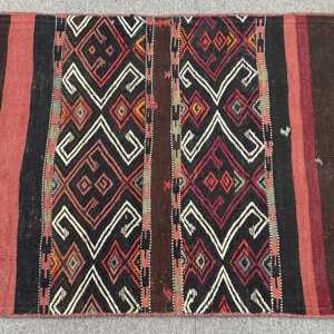 Vintage Turkish Kilim Small Rug 2.1x5 ft, <b>Red</b> Floral Rug <b>Wool</b> - Product Image 3