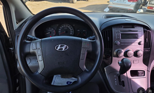 Hyundai Starex Grand Starex Van 2015 de 5 Plazas - Product Image 5