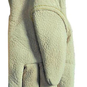 Guantes de conducción para hombres diseñados con las yemas de los dedos que permiten el uso del teléfono mientras mantienen la comodidad del cuero suave y el agarre seguro - Product Image 5