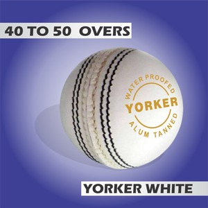 KC ENTERPRISES-Lot de 6 balles de cricket Yorker en cuir blanc, meilleure qualité, standard international, cuir tanné ALUM - Product Image 6
