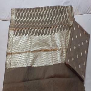 Traje Salwar Kameez de Algodón Chanderi Tejido a Mano, Ropa Étnica Elegante para Bodas y Fiestas, con Kurta y Salwar Suaves y Cómodos - Product Image 1