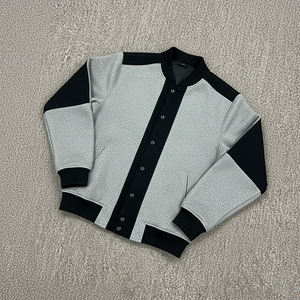 Veste bomber universitaire pour homme sur mesure en gros, grande taille, imperméable, coupe-vent, respirante, anti-UV, 100% toile de laine, capuche sur le devant - Product Image 5