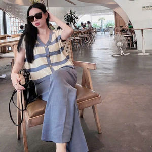 Conjunto de falda larga informal de 2 piezas para mujer, embalaje personalizado, tejido sólido, precio de fábrica, fabricante de Vietnam, ODM Natural - Product Image 4