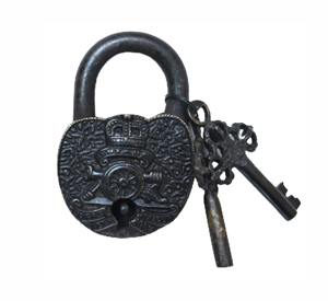 Cadenas de porte en laiton antique entièrement fonctionnel avec clés de collection uniques Serrures de sécurité à combinaison faites à la main - Product Image 1
