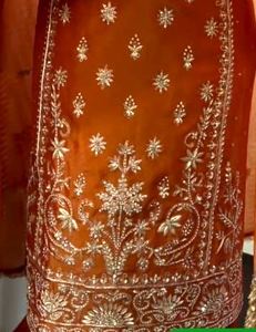 Designer moderne non cousu brodé à la main belle tenue de fête de qualité supérieure costumes indien mode avant style traditionnel soie - Product Image 3