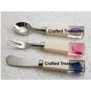 Ensemble de 3 couteaux à fromage à lame en acier inoxydable de haute qualité Ensemble de couverts à poignée en résine créative colorée de luxe - Product Image 1