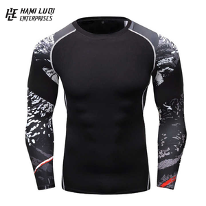 Camiseta de Compresión Deportiva Transpirable con Estampado Personalizado al por Mayor para Hombre, de Alta Calidad - Product Image 1