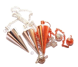 Pendules en métal en laiton plaqué or et exportateur de pierres semi-précieuses - Product Image 1