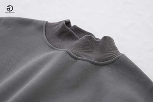 Sweat-shirt uni à col haut personnalisé en polaire épaississante à col montant Pull en polaire imprimé de mode pour sweats à capuche et sweat-shirts pour hommes - Product Image 2