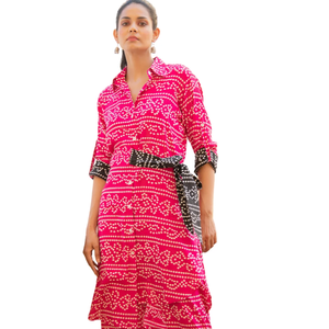 Conjunto de Camisa Bhandej Rosa Fucsia con Cintura Ajustable, Pantalones con Flecos y Encaje, Cuello con Botones, Camisa Kurta con Cintura Elástica - Product Image 3