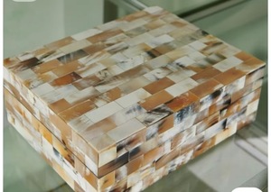 Caja de Cuerno de Búfalo para Joyas y Almacenamiento de Regalos - Interior Suave para Artículos Delicados de Alta Calidad - Product Image 3