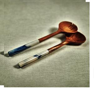 Ensemble de service à salade en bois de manguier émaillé Ensemble de service à salade fait à la main Produit en bois pour la cuisine à domicile - Product Image 5