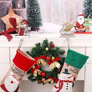 Soporte de media de sombra plateada de estilo antiguo en metal con adornos decorativos festivos perfecto para decoraciones navideñas únicas - Product Image 2