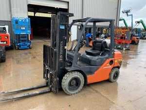 Chariot élévateur d'occasion Mini en bon état 3 tonnes - Product Image 4