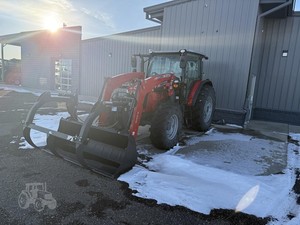 2023 MASSEY FERGUSON 6713 Comprar tractor agrícola Massey Ferguson usado barato - Product Image 6